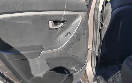 Hyundai i30 II рестайлинг, 2013 год, 860 000 рублей, 6 фотография