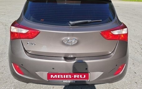 Hyundai i30 II рестайлинг, 2013 год, 860 000 рублей, 3 фотография