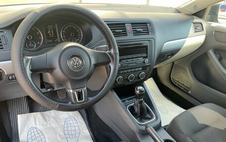 Volkswagen Jetta VI, 2013 год, 599 000 рублей, 7 фотография