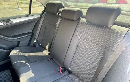 Volkswagen Jetta VI, 2013 год, 599 000 рублей, 10 фотография