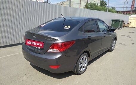 Hyundai Solaris II рестайлинг, 2012 год, 720 000 рублей, 2 фотография