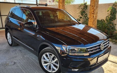Volkswagen Tiguan II, 2018 год, 2 800 000 рублей, 4 фотография