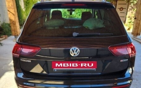 Volkswagen Tiguan II, 2018 год, 2 800 000 рублей, 7 фотография