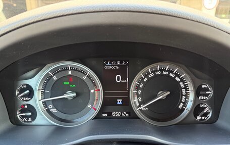 Toyota Land Cruiser 200, 2016 год, 5 150 000 рублей, 12 фотография