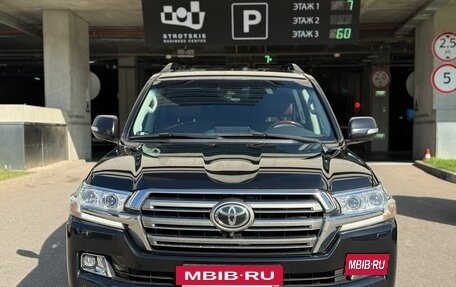 Toyota Land Cruiser 200, 2016 год, 5 150 000 рублей, 2 фотография