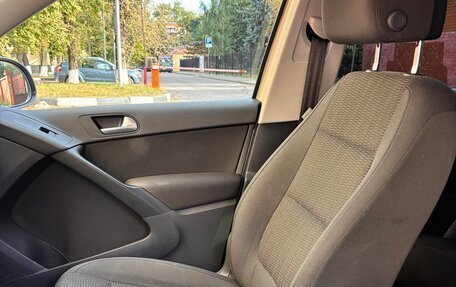 Volkswagen Tiguan I, 2012 год, 1 299 000 рублей, 13 фотография