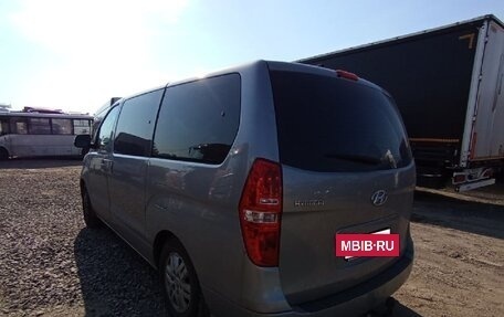 Hyundai H-1 II рестайлинг, 2018 год, 2 160 000 рублей, 7 фотография