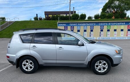 Mitsubishi Outlander III рестайлинг 3, 2011 год, 895 000 рублей, 4 фотография