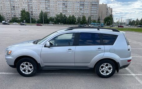 Mitsubishi Outlander III рестайлинг 3, 2011 год, 895 000 рублей, 3 фотография