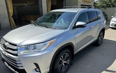 Toyota Highlander III, 2019 год, 2 920 000 рублей, 1 фотография