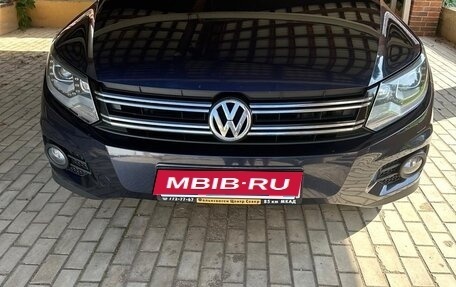 Volkswagen Tiguan I, 2012 год, 2 000 000 рублей, 1 фотография
