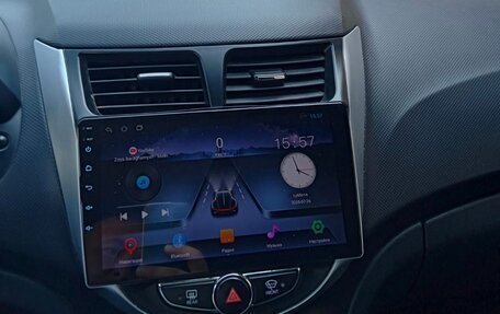 Hyundai Solaris II рестайлинг, 2012 год, 500 000 рублей, 8 фотография