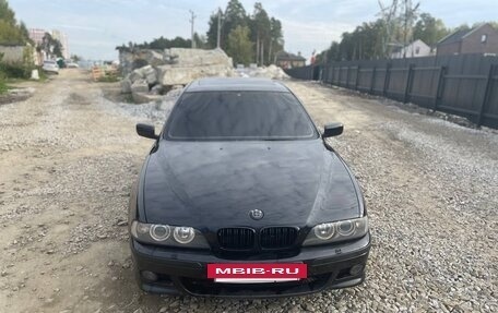 BMW 5 серия, 2000 год, 500 000 рублей, 2 фотография
