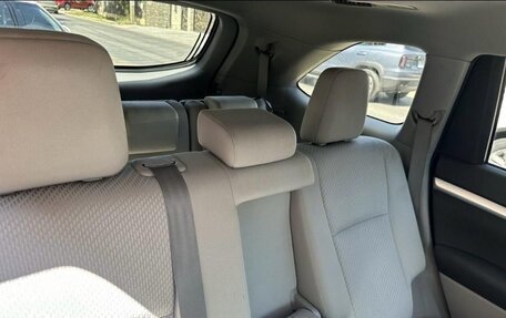 Toyota Highlander III, 2019 год, 2 920 000 рублей, 4 фотография