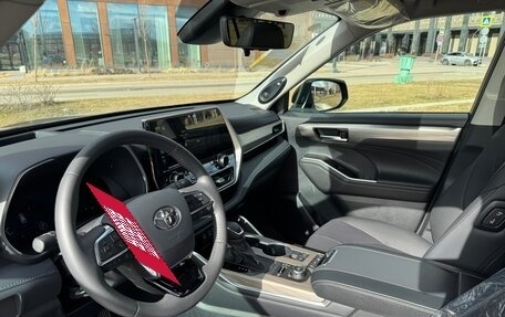 Toyota Highlander, 2025 год, 4 899 000 рублей, 10 фотография