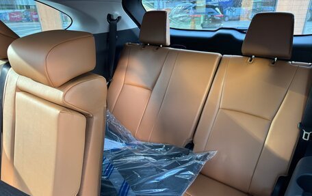 Toyota Highlander, 2025 год, 4 899 000 рублей, 37 фотография