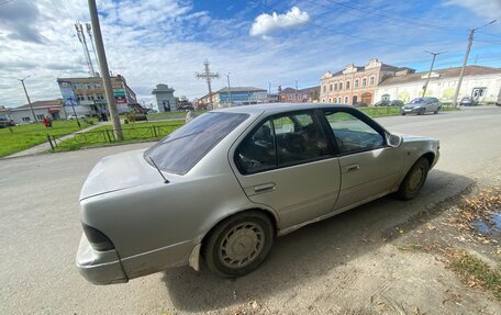 Nissan Maxima VIII, 1993 год, 155 000 рублей, 3 фотография