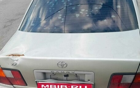 Toyota Camry V40, 1997 год, 425 000 рублей, 6 фотография