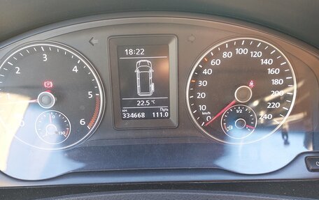 Volkswagen Caravelle T5, 2013 год, 1 950 000 рублей, 12 фотография