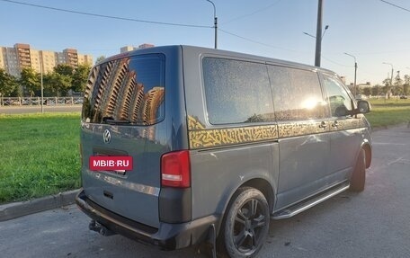 Volkswagen Caravelle T5, 2013 год, 1 950 000 рублей, 3 фотография
