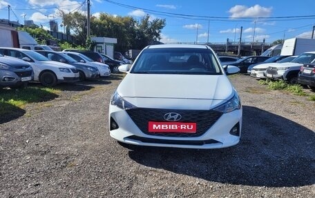 Hyundai Solaris II рестайлинг, 2020 год, 1 400 000 рублей, 1 фотография