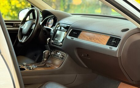 Volkswagen Touareg III, 2012 год, 2 650 000 рублей, 13 фотография