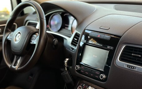 Volkswagen Touareg III, 2012 год, 2 650 000 рублей, 15 фотография