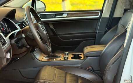 Volkswagen Touareg III, 2012 год, 2 650 000 рублей, 22 фотография
