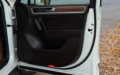 Volkswagen Touareg III, 2012 год, 2 650 000 рублей, 20 фотография