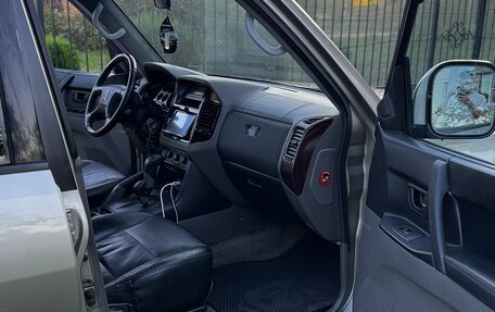 Mitsubishi Pajero III рестайлинг, 2000 год, 630 000 рублей, 14 фотография