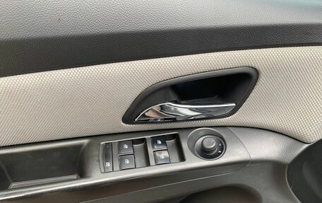 Chevrolet Cruze II, 2013 год, 779 000 рублей, 21 фотография