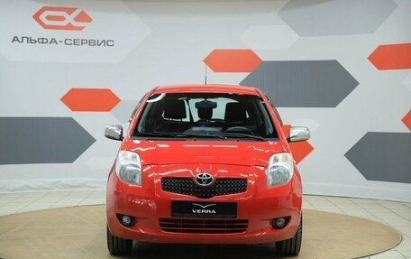 Toyota Yaris III рестайлинг, 2008 год, 470 000 рублей, 2 фотография