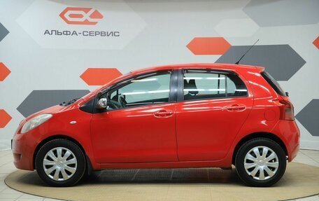 Toyota Yaris III рестайлинг, 2008 год, 470 000 рублей, 8 фотография