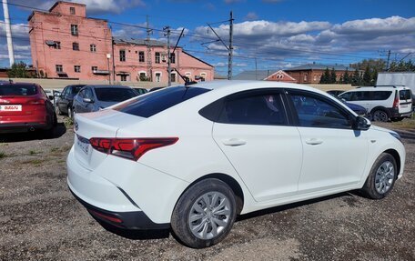 Hyundai Solaris II рестайлинг, 2020 год, 1 400 000 рублей, 5 фотография