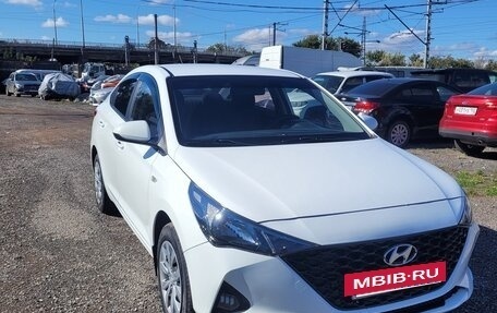 Hyundai Solaris II рестайлинг, 2020 год, 1 400 000 рублей, 2 фотография