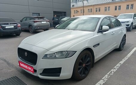 Jaguar XF II, 2018 год, 2 350 000 рублей, 1 фотография