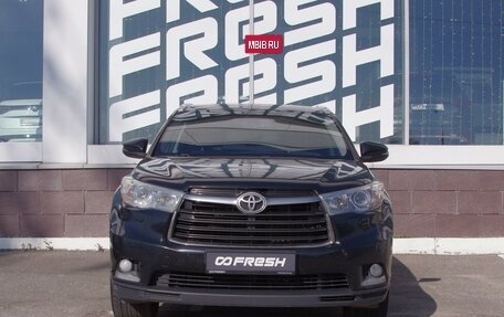 Toyota Highlander III, 2014 год, 2 099 000 рублей, 3 фотография