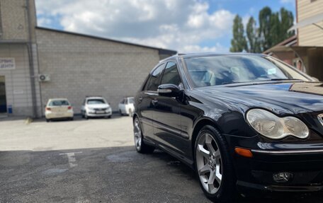 Mercedes-Benz C-Класс, 2006 год, 780 000 рублей, 3 фотография
