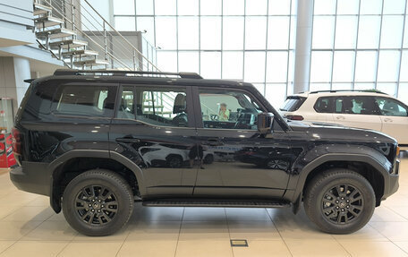 Toyota Land Cruiser Prado, 2024 год, 9 858 000 рублей, 4 фотография