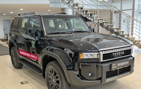Toyota Land Cruiser Prado, 2024 год, 9 858 000 рублей, 3 фотография