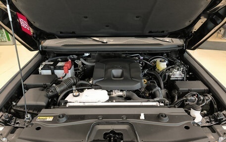 Toyota Land Cruiser Prado, 2024 год, 9 858 000 рублей, 9 фотография