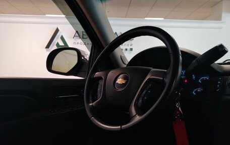 Chevrolet Tahoe III, 2012 год, 1 639 000 рублей, 11 фотография