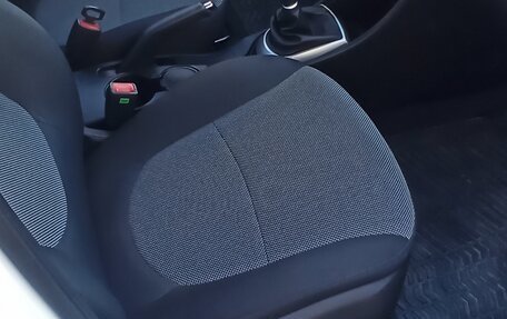 Hyundai Solaris II рестайлинг, 2013 год, 1 120 000 рублей, 6 фотография