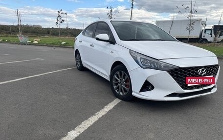 Hyundai Solaris II рестайлинг, 2021 год, 1 300 000 рублей, 14 фотография