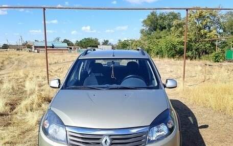 Renault Sandero I, 2013 год, 750 000 рублей, 5 фотография