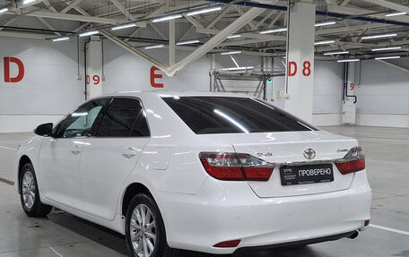 Toyota Camry, 2015 год, 1 760 000 рублей, 11 фотография