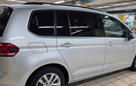 Volkswagen Touran III, 2019 год, 2 300 000 рублей, 4 фотография