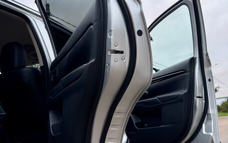 Mitsubishi Outlander III рестайлинг 3, 2018 год, 2 229 000 рублей, 3 фотография