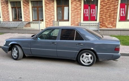 Mercedes-Benz W124, 1990 год, 300 000 рублей, 6 фотография