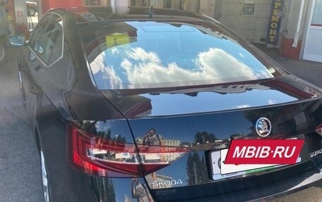 Skoda Superb III рестайлинг, 2017 год, 1 700 000 рублей, 4 фотография